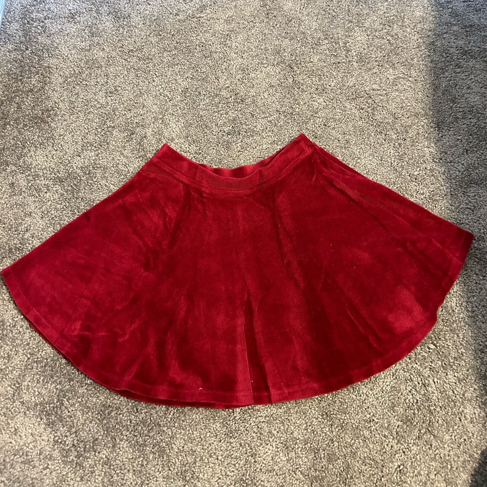 Forever 21, girls 9/10, maroon skirt